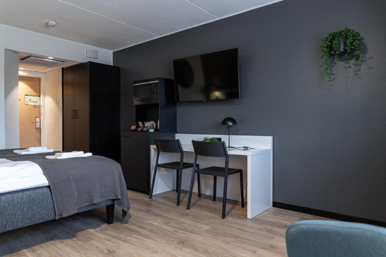 Hotelli Sointu By Uhanda Träskända Exteriör bild