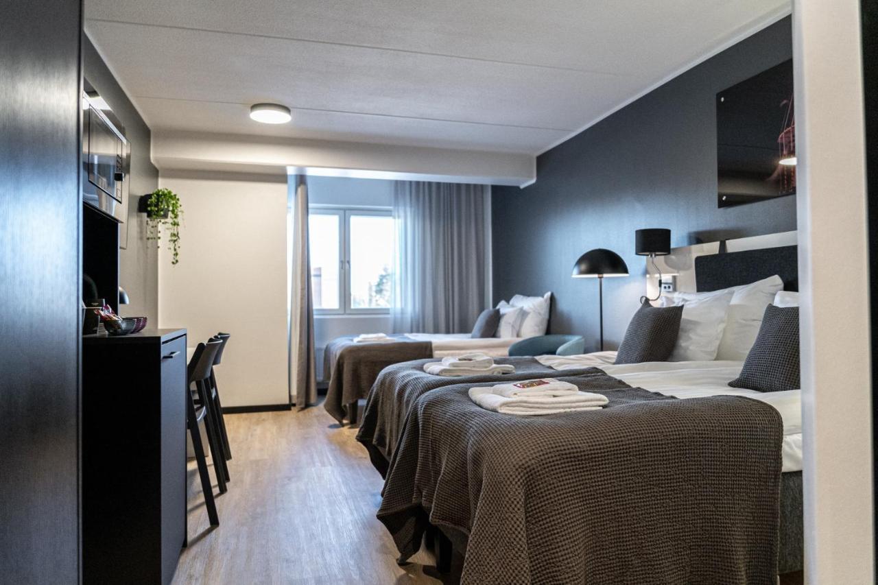 Hotelli Sointu By Uhanda Träskända Exteriör bild